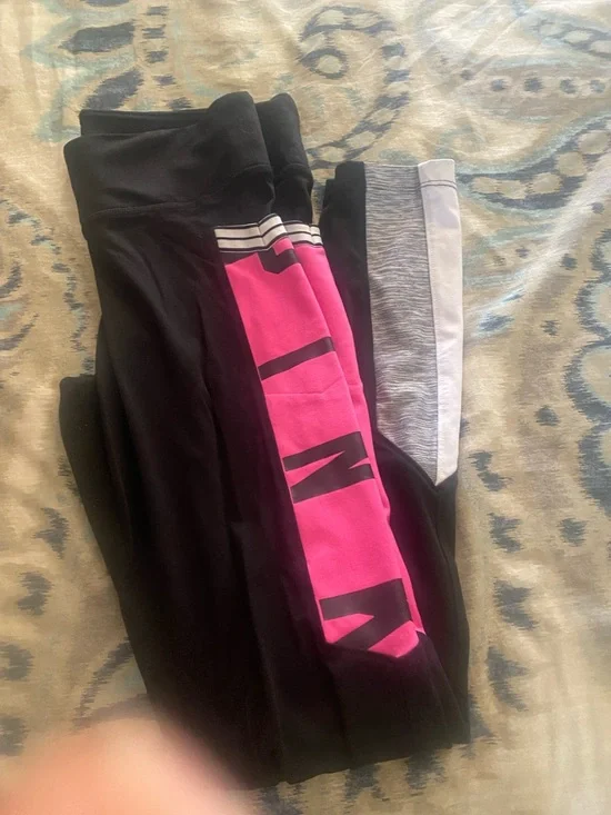 PINK Logo Active Leggings Bundle in Black, Brown, Hot Pink - Picture 6 of 8